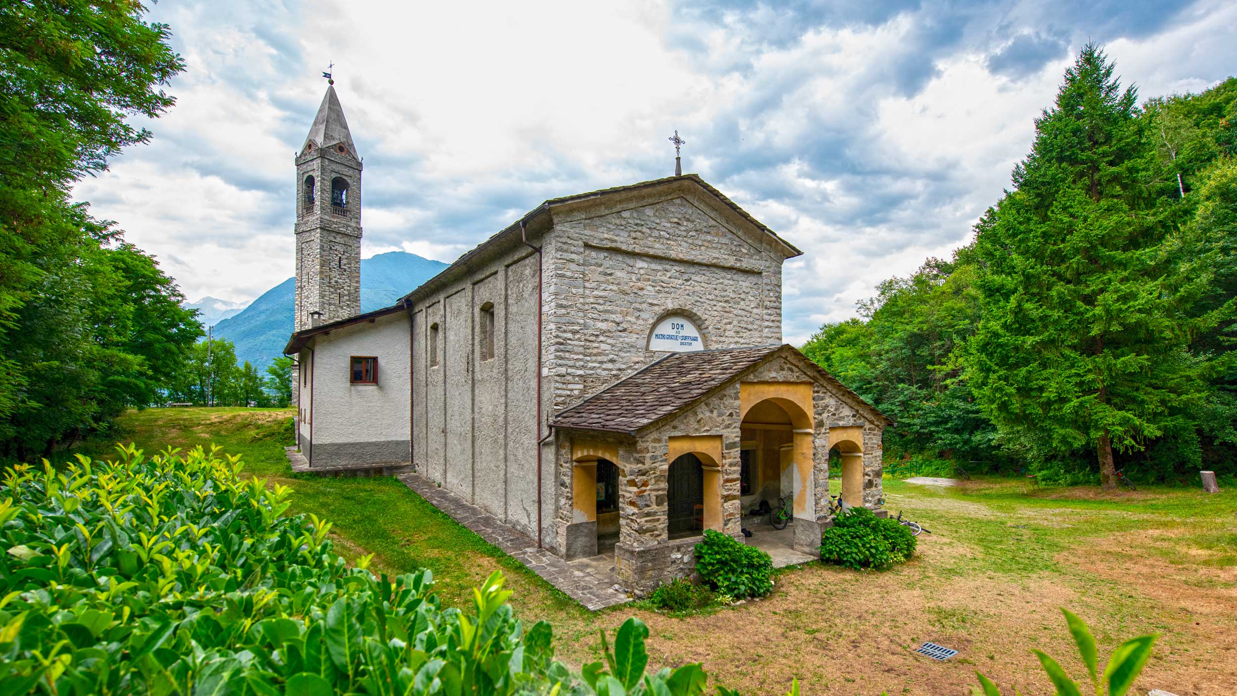 Santuario di Santa Maria delle Grazie e del Suffragio in Valpozzo 